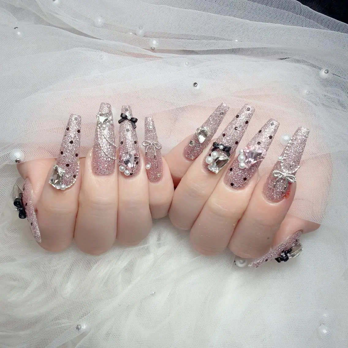 ネイル アートネイル ジェルネイル 韓国ネイル リボン ワンホンネイル ハンドネイル Lana Nailのネイルデザイン