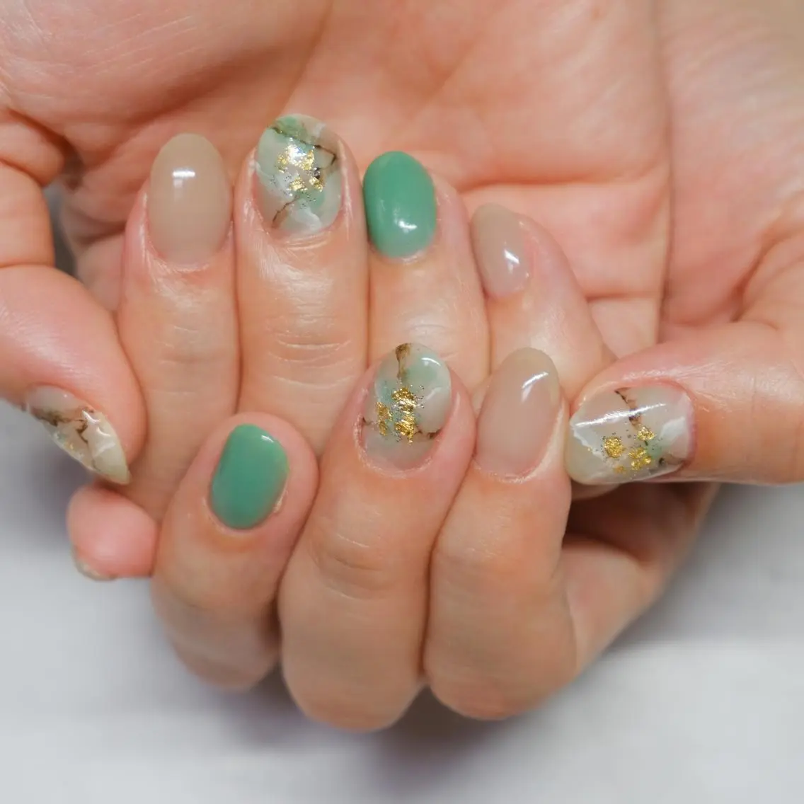 ネイル Flowers Tomomiのネイルデザイン