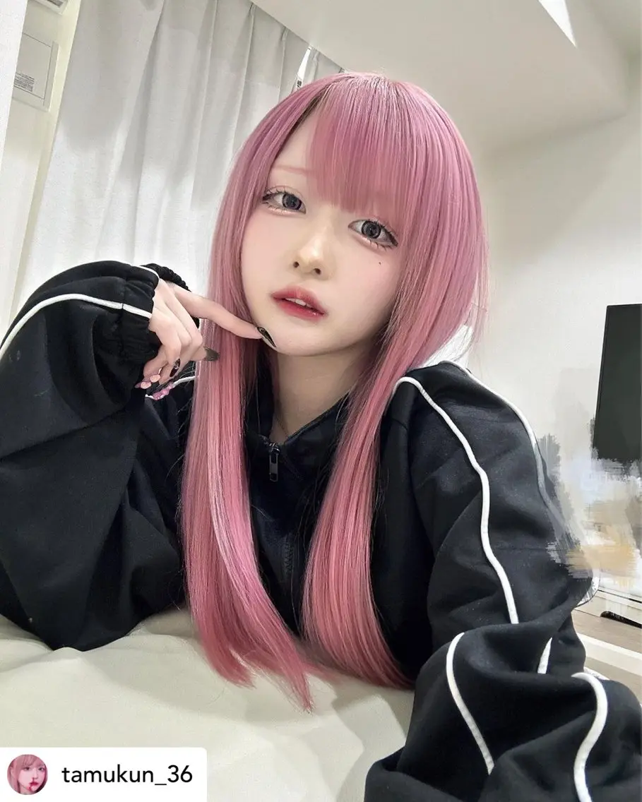 ロング カラー ブリーチ ピンクカラー ホワイトピンク ヘアカラー トリートメント 🌈プルエクステ& ハイトーン🌈関飛鳥のヘアスタイル