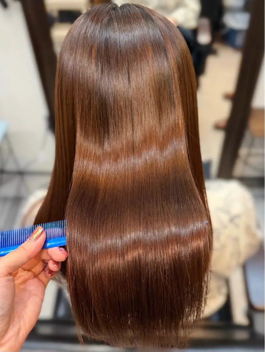 ミディアム カラー カット ヘアカラー 縮毛矯正 トリートメント たぴ。ぱつっとボブ/ つや髪🍒髪質改善のヘアスタイル