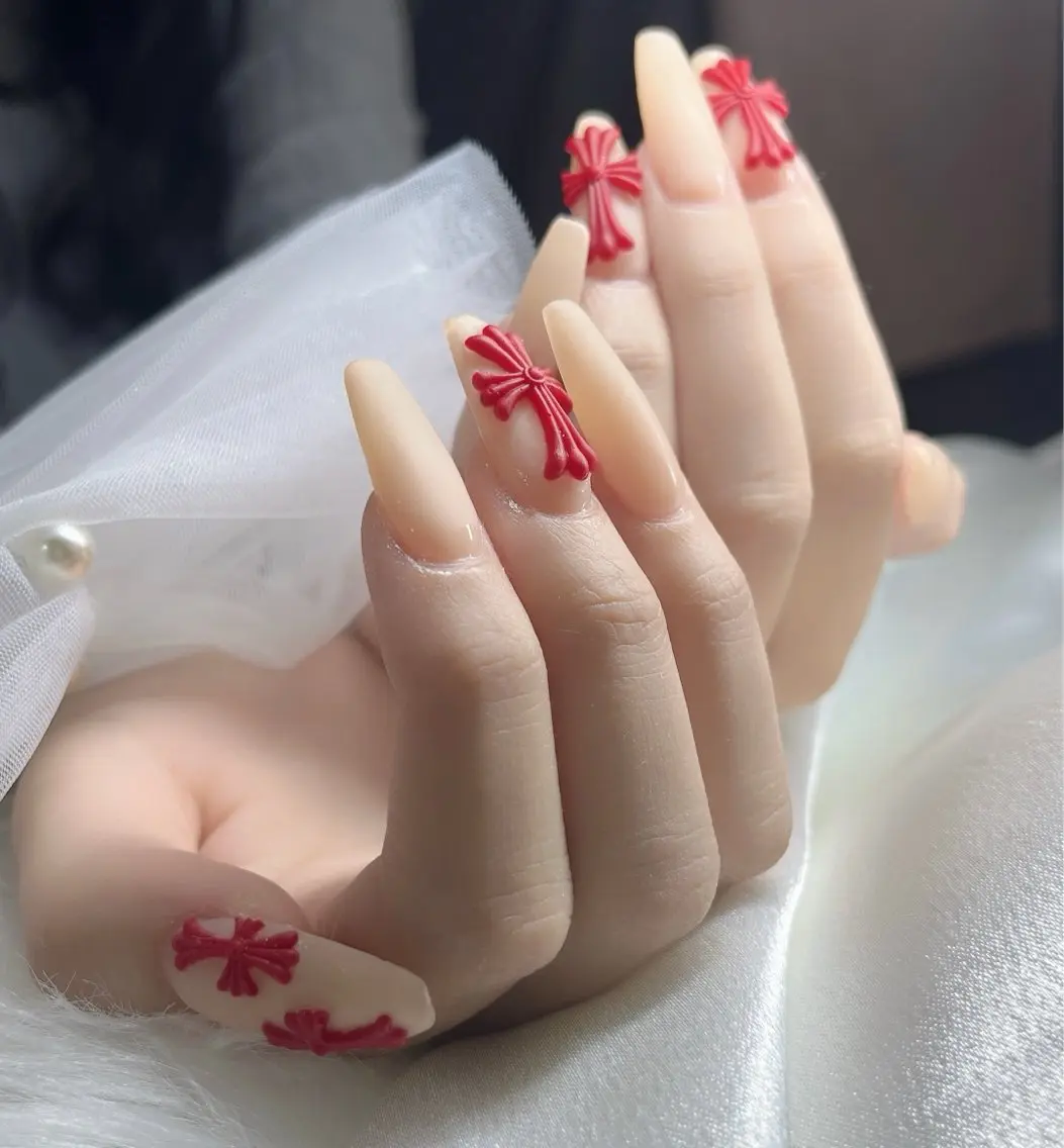 ネイル ハンドネイル YOLO NAILのネイルデザイン