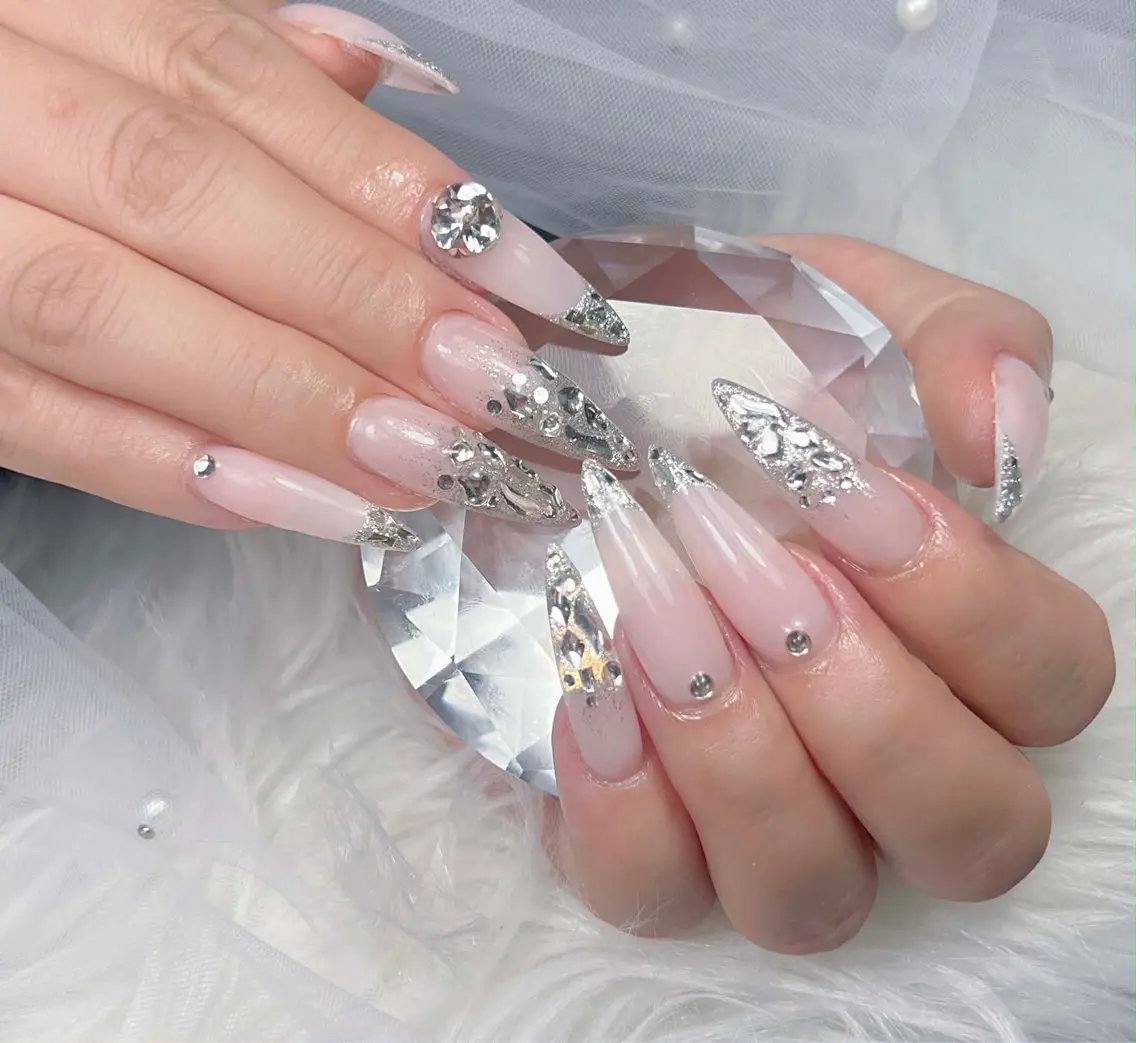 ネイル アートネイル オーロラネイル チークネイル 長さ出し フットネイル Miya _nailのネイルデザイン