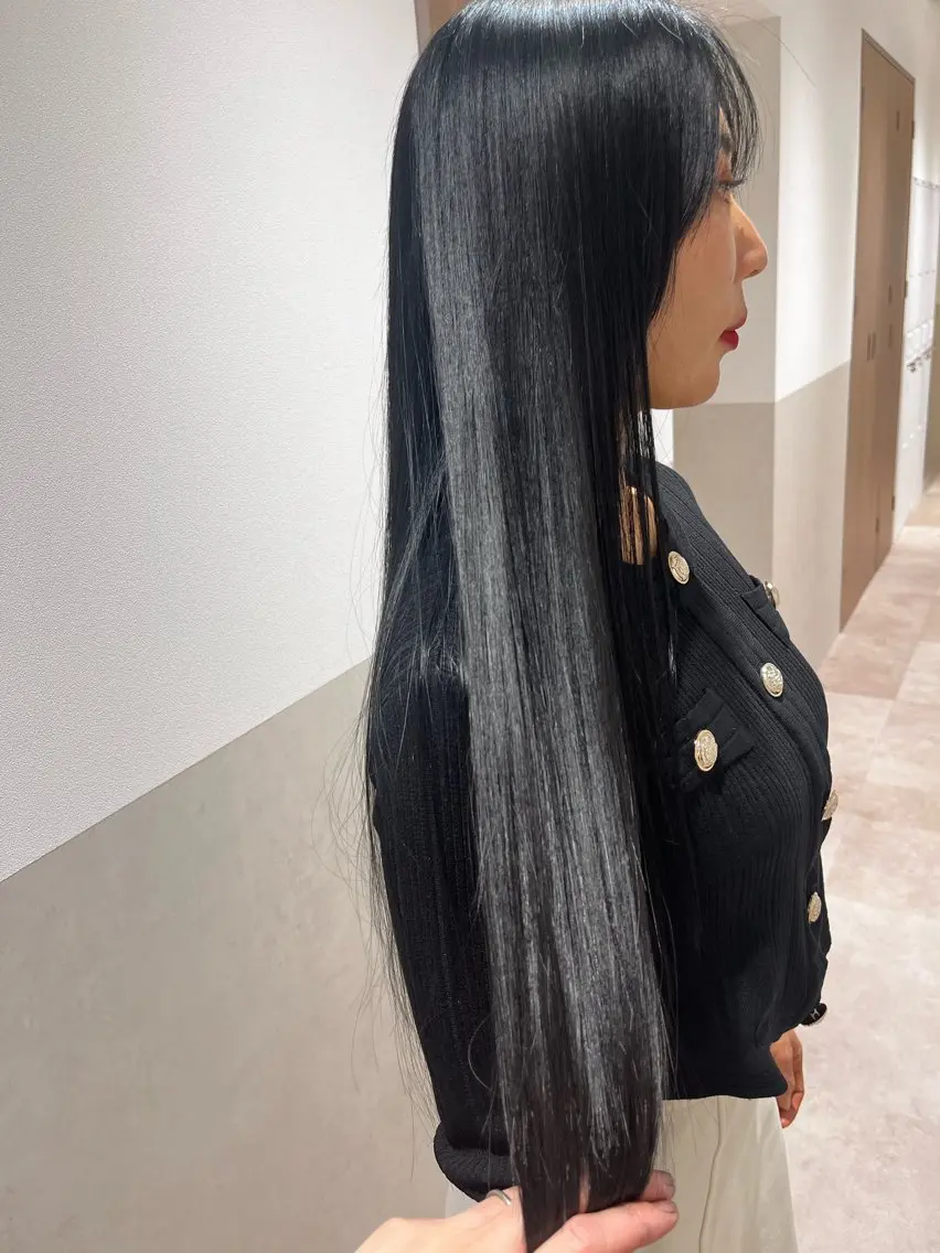 似合わせカット+透明感カラー+髪質改善トリートメントの写真