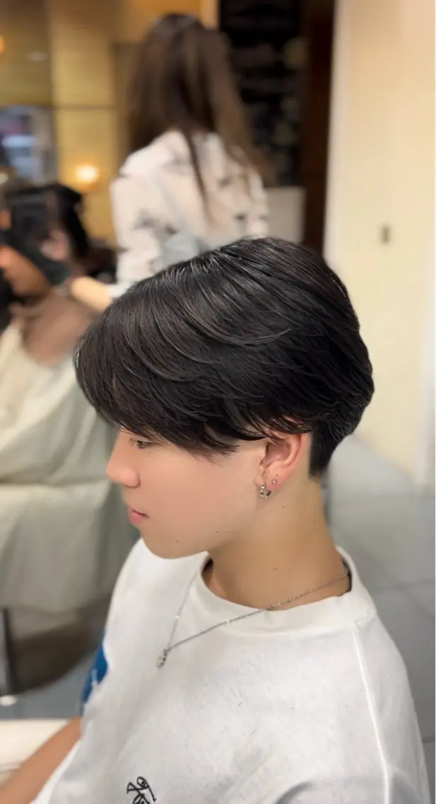 ショート パーマ メンズ センターパート マッシュ メンズショート ツーブロック 刈り上げ 縮毛矯正 🔮メンズ縮毛矯正 メンズパーマ💎竹永のヘアスタイル