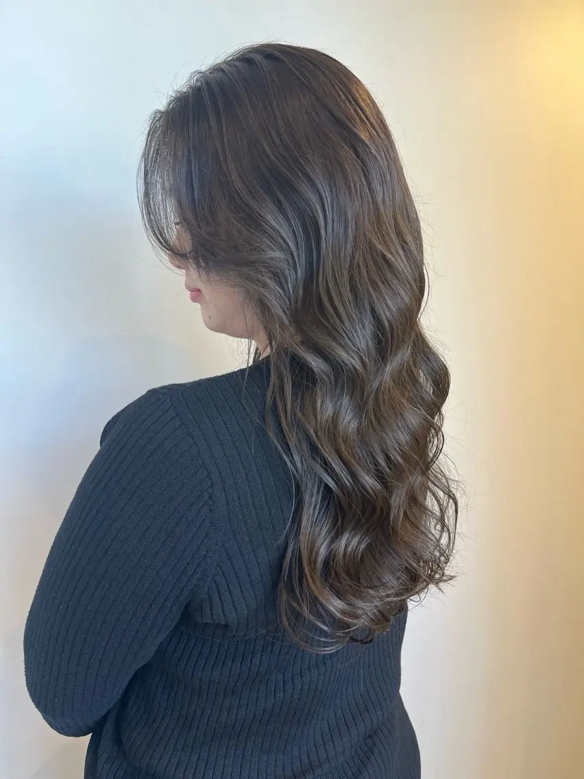 カラー 中村 真珠のヘアスタイル