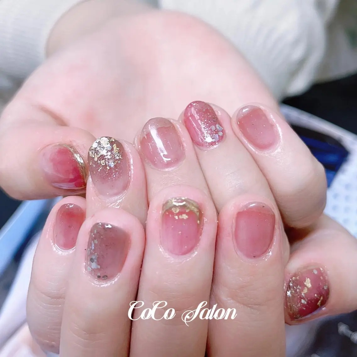 ネイル ボルドー 長さ出し フレンチネイル ジェルネイル ホログラムネイル ハンドネイル CoCoSalon ネイル/まつ毛予約のネイルデザイン