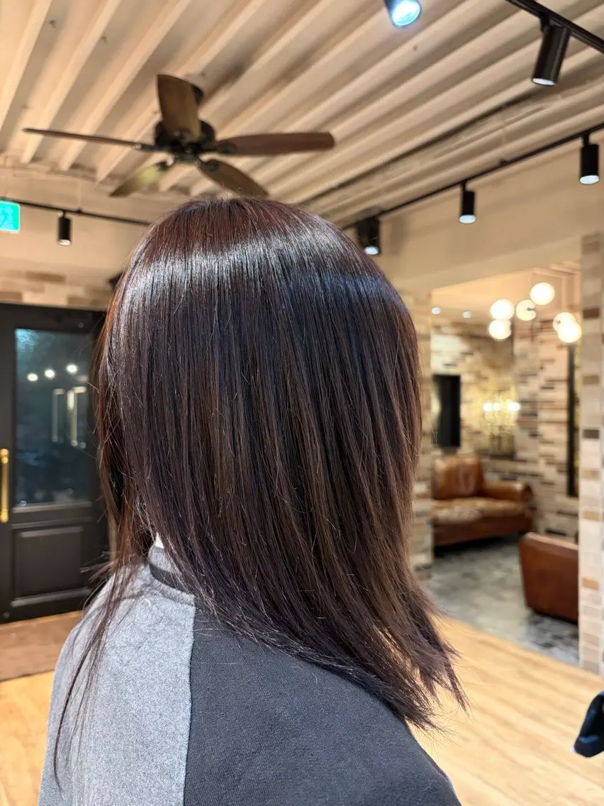 ミディアム ヘアカラー 佐藤 春輝のヘアスタイル
