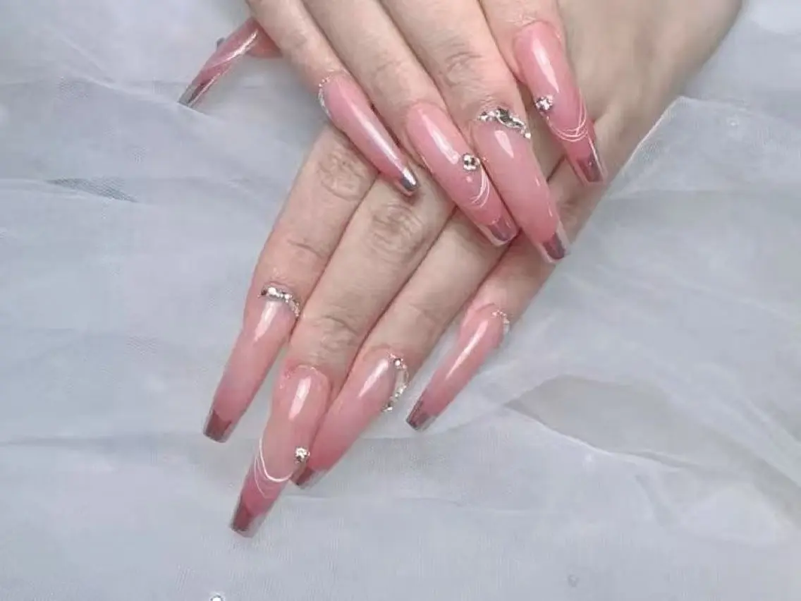 ネイル 💅🏻 ayakaのネイルデザイン