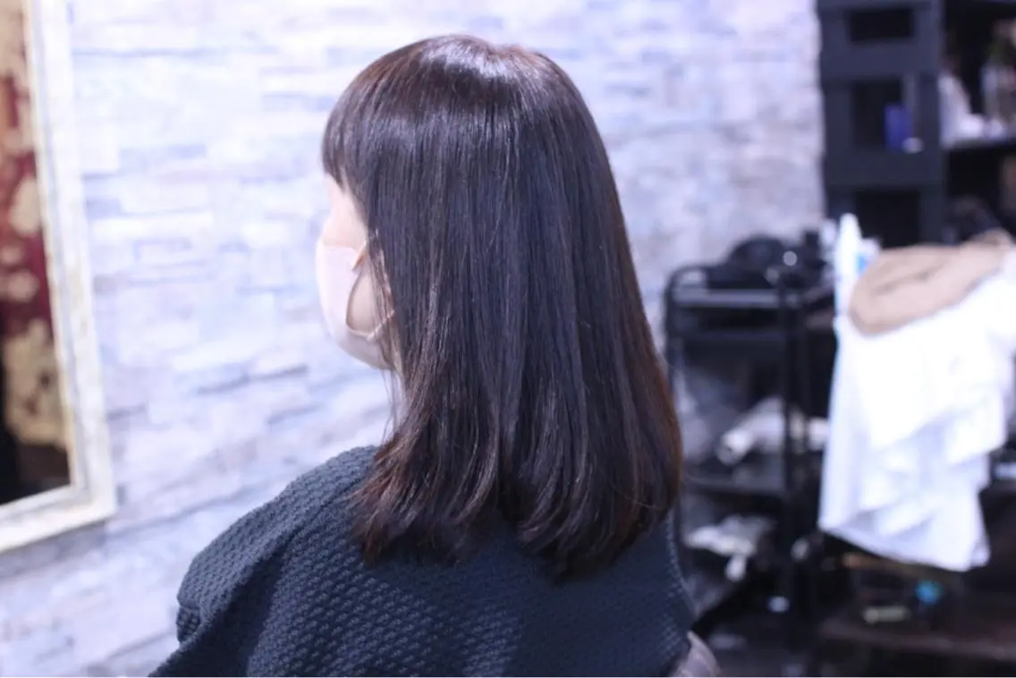 セミロング カット ヘアカラー トリートメント 大通り1番出口1分 髪質改善ヴィソップのヘアスタイル