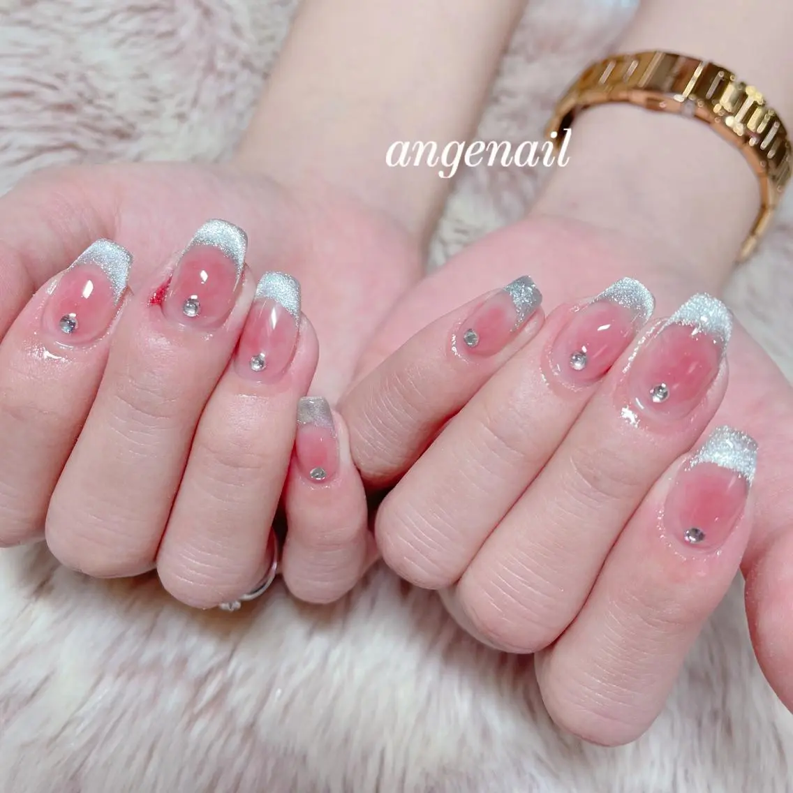 ネイル ハンドネイル オーナーネイリスト MAKIのネイルデザイン