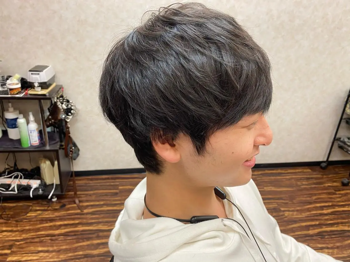 ショート メンズ くせ毛 山口 拓己のヘアスタイル