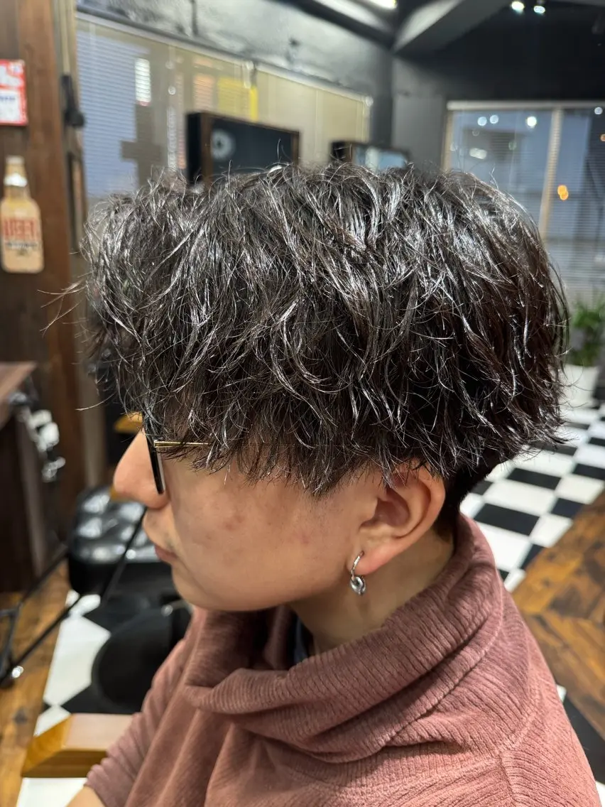 ミディアム パーマ メンズ カット パーマ トリートメント ヘアセット メンズ専門美容師店長 💈高橋和真💈のヘアスタイル