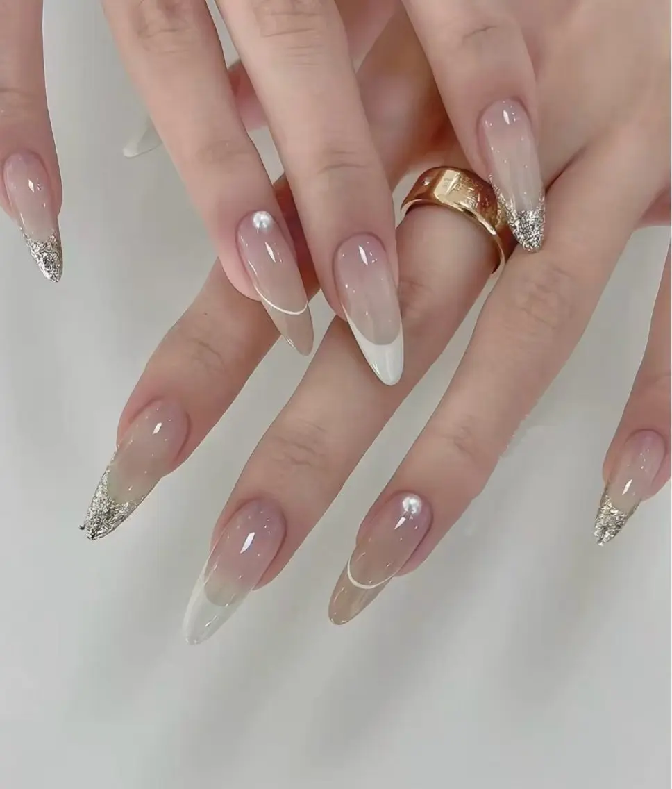 ネイル フラワーネイル フレンチネイル ジェルネイル ガラスフレンチ ハート ハンドネイル BabyYouMi nailのネイルデザイン