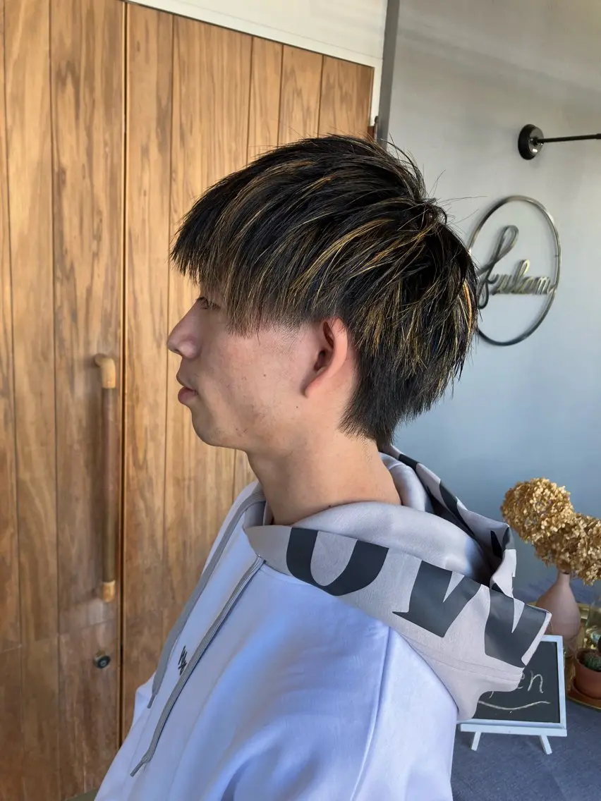 ショート カラー メンズ メンズハイライト ハイライトカラー ハイライト カット ヘアカラー 佐藤 悠生 メンズパーマ.カットのヘアスタイル