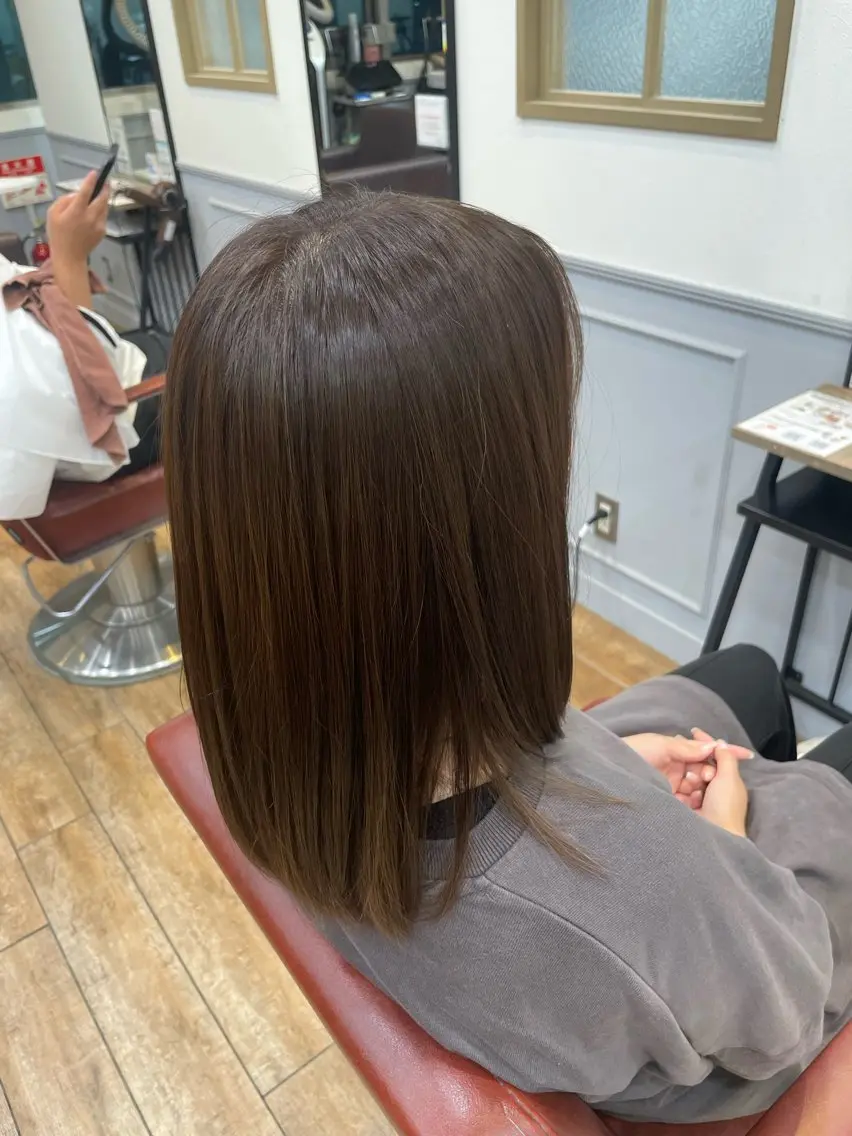 カラー アッシュ アッシュブラウン ブラウンカラー 水澤 七斗のヘアスタイル