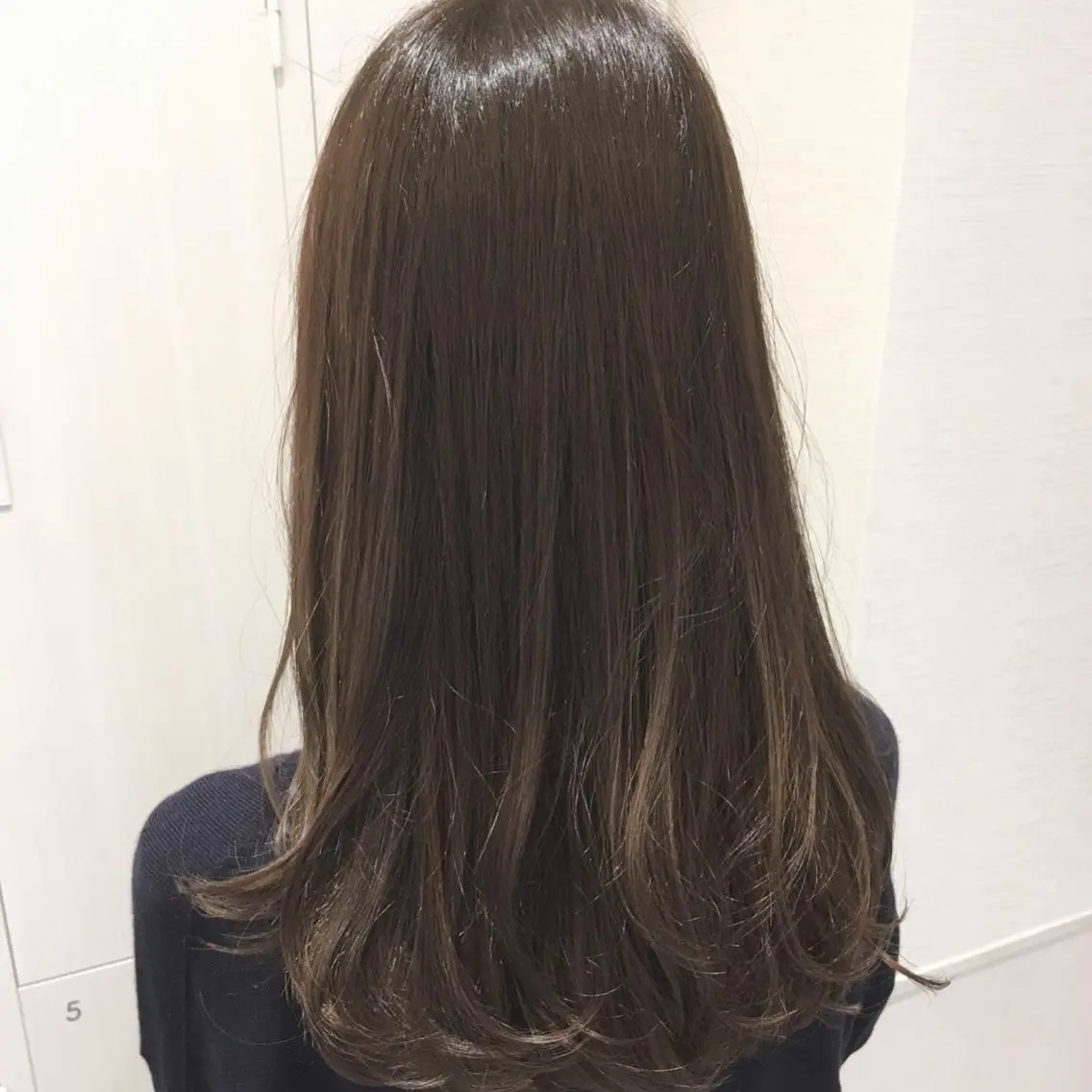 ロング カラー ショコラグレージュ グレージュ イルミナカラー 外国人風カラー 似合わせカット/ レイヤーカット/新谷のヘアスタイル