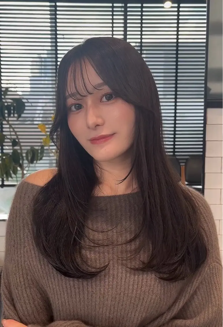 セミロング カラー カット ヘアカラー トリートメント 🌫️大人韓国ヘア 🌫️naoyaのヘアスタイル