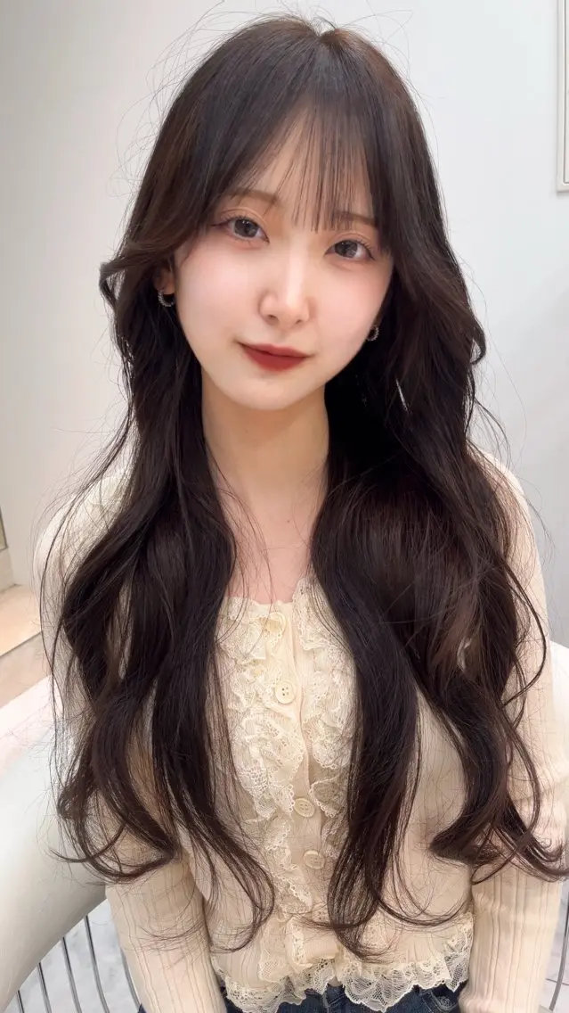 セミロング カット ヘアカラー トリートメント 💖しの💖韓国ヘア レイヤーカットのヘアスタイル