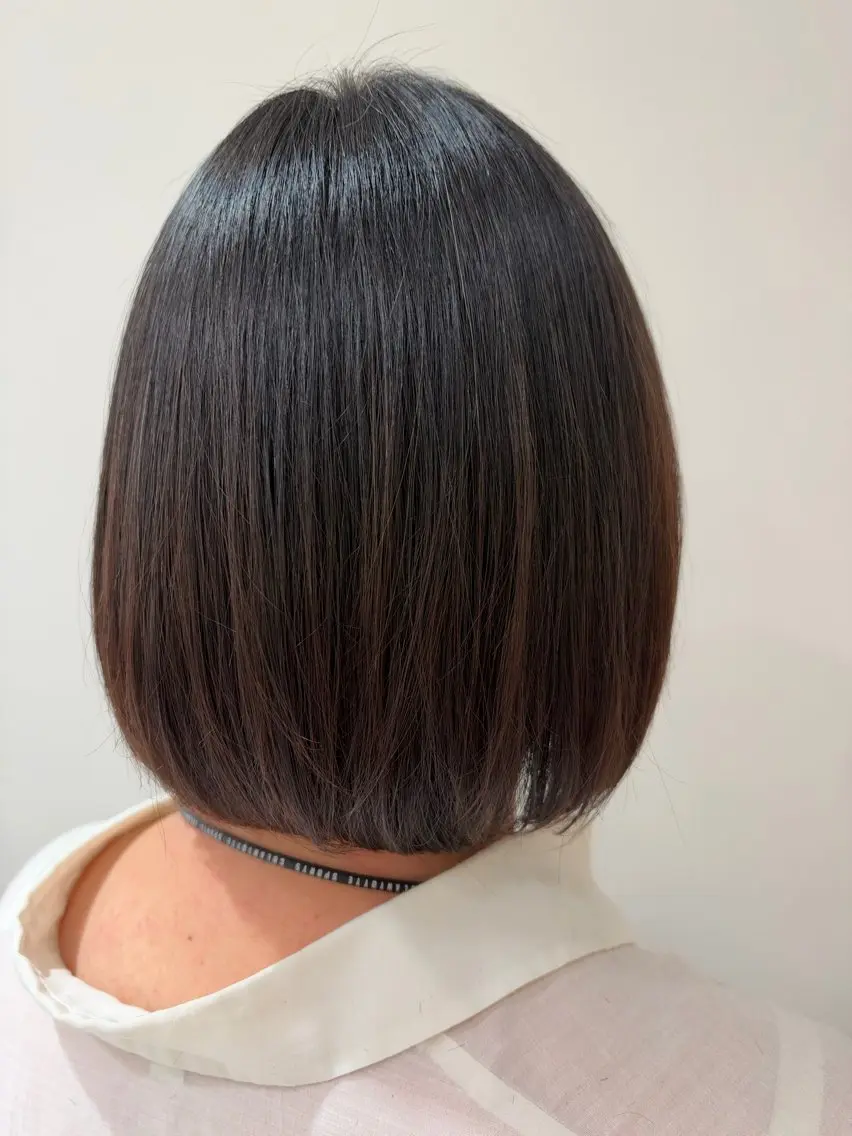 ショート ボブ カット 縮毛矯正 トリートメント 松尾 怜奈のヘアスタイル