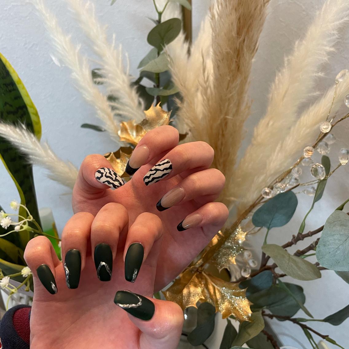 ネイル ハンドネイル Nail Salon Aleumのネイルデザイン