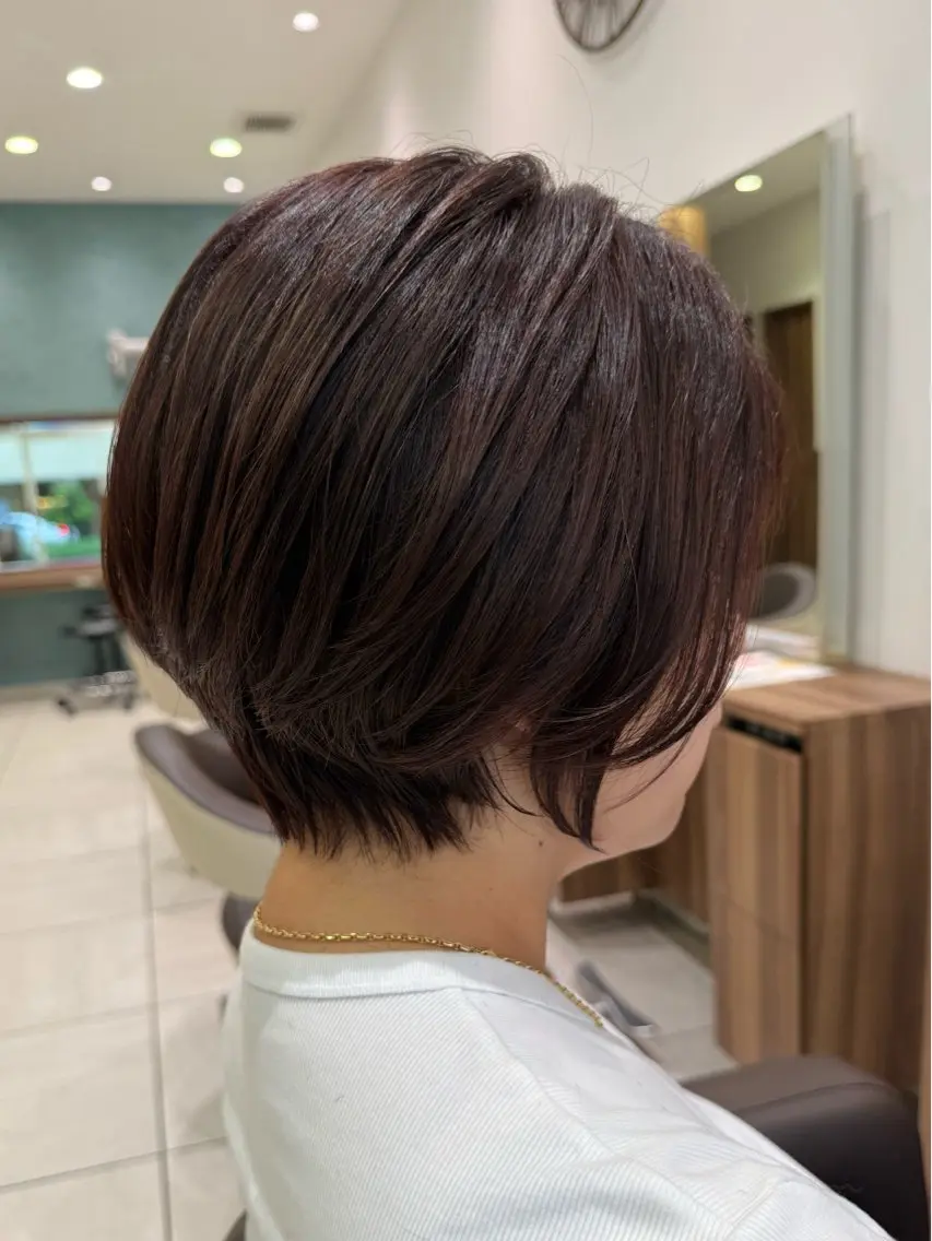ショート カット .MANA. 【艶髪ロング】のヘアスタイル