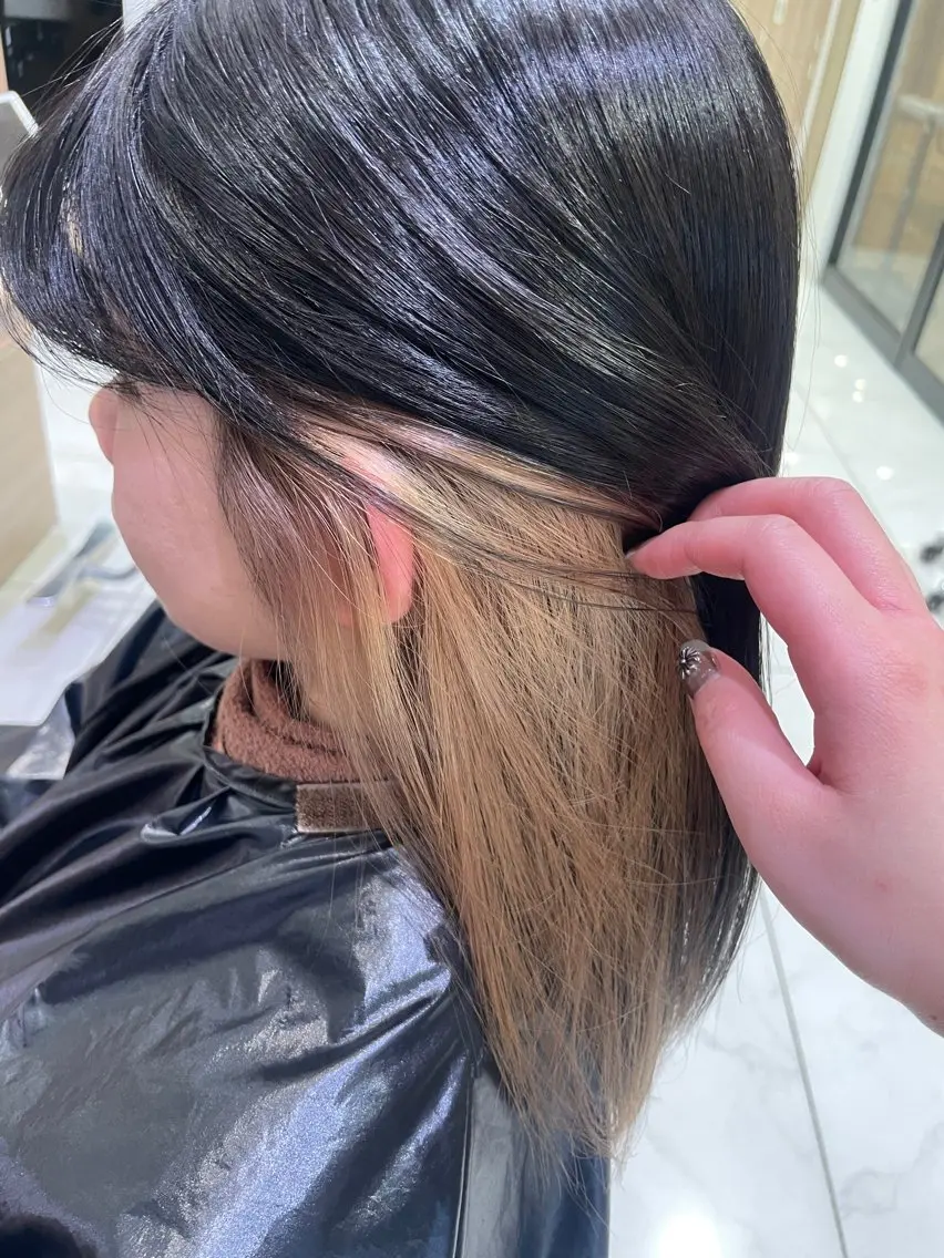 カラー インナーカラー まなか /艶カラー💎のヘアスタイル
