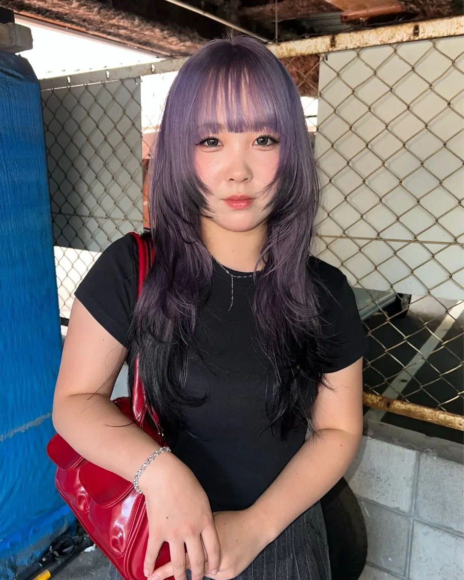 ロング カット ヘアカラー 室屋 鈴音のヘアスタイル