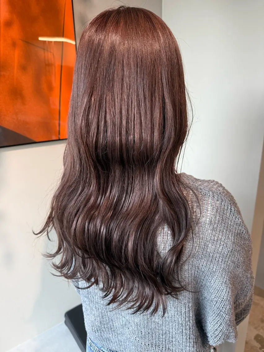 ロング ヘアカラー 安藤 里奈のヘアスタイル