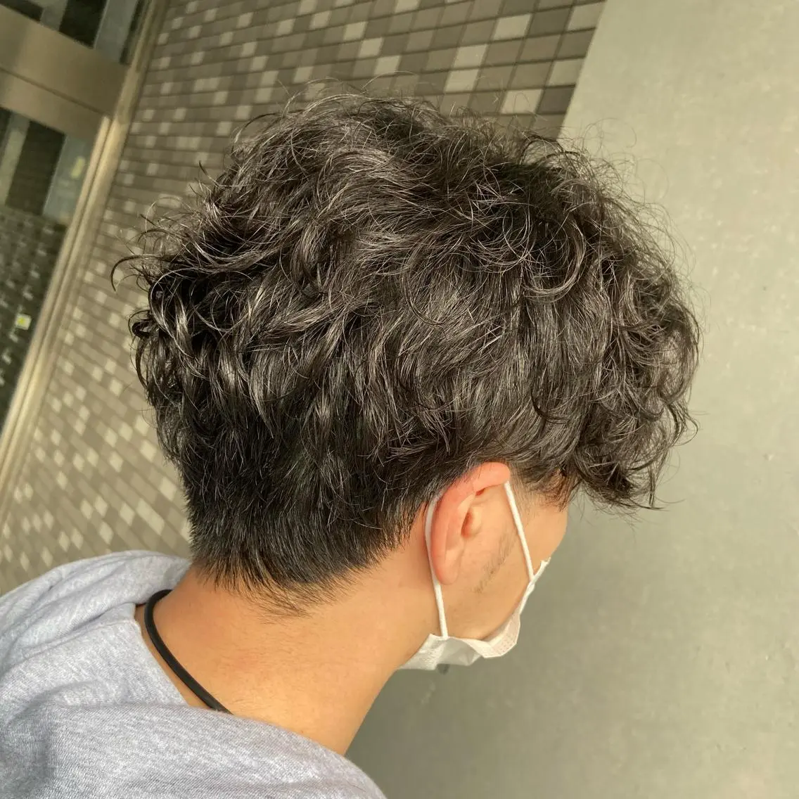 ショート パーマ メンズ メンズパーマ 💜推しインナー カラー/菊池柊真💜のヘアスタイル