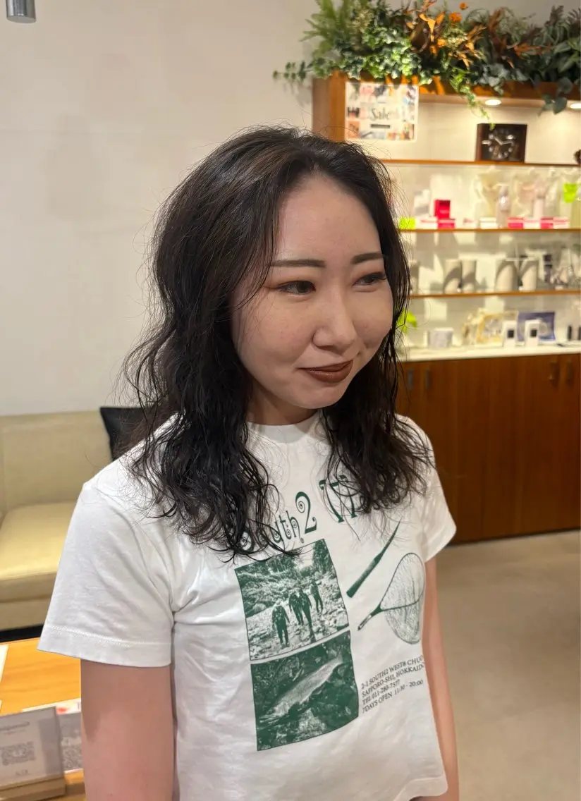 ミディアム ミディアムパーマ カット パーマ 杉井 響のヘアスタイル