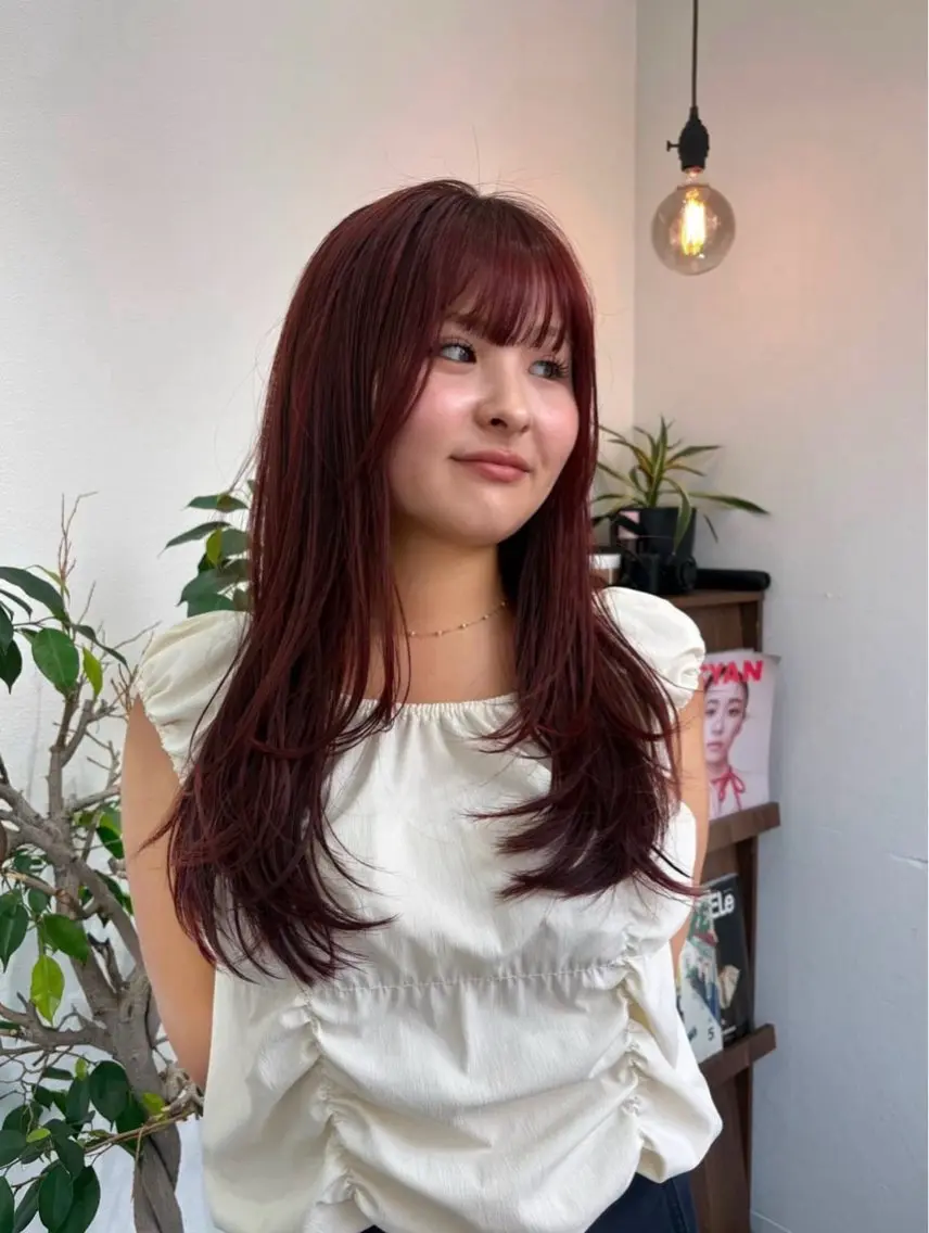 ロング カット ヘアカラー トリートメント レイヤーカット🎀 NANAHAのヘアスタイル