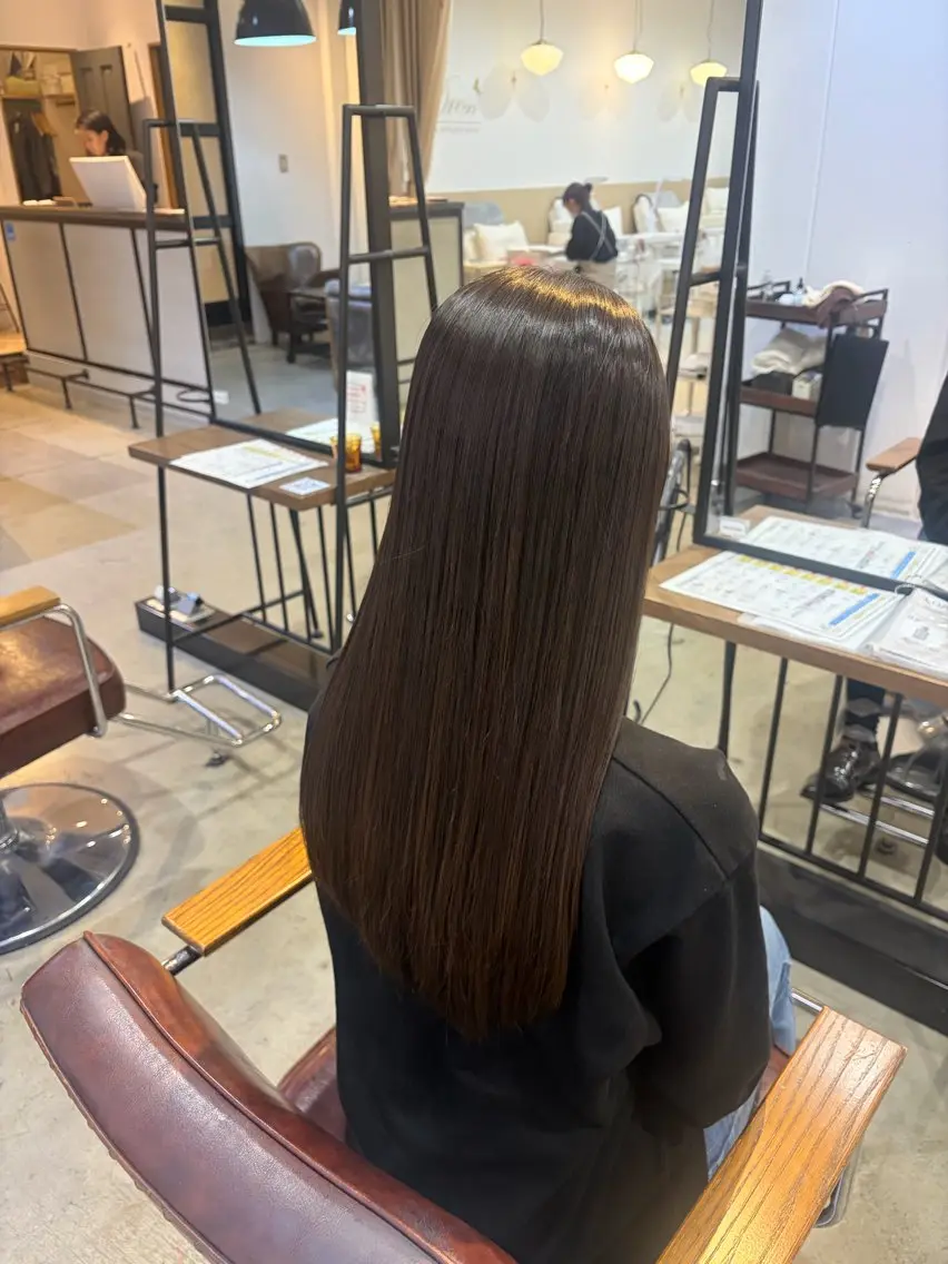 ロング 聖菜/ hina /レイヤー/艶カラーのヘアスタイル