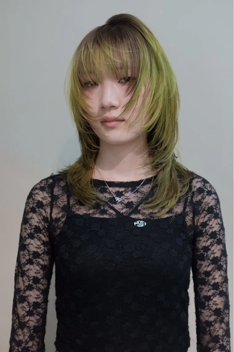 ロング カラー ヘアアレンジ カット トリートメント OPUSダブルカラー ケアブリーチのヘアスタイル