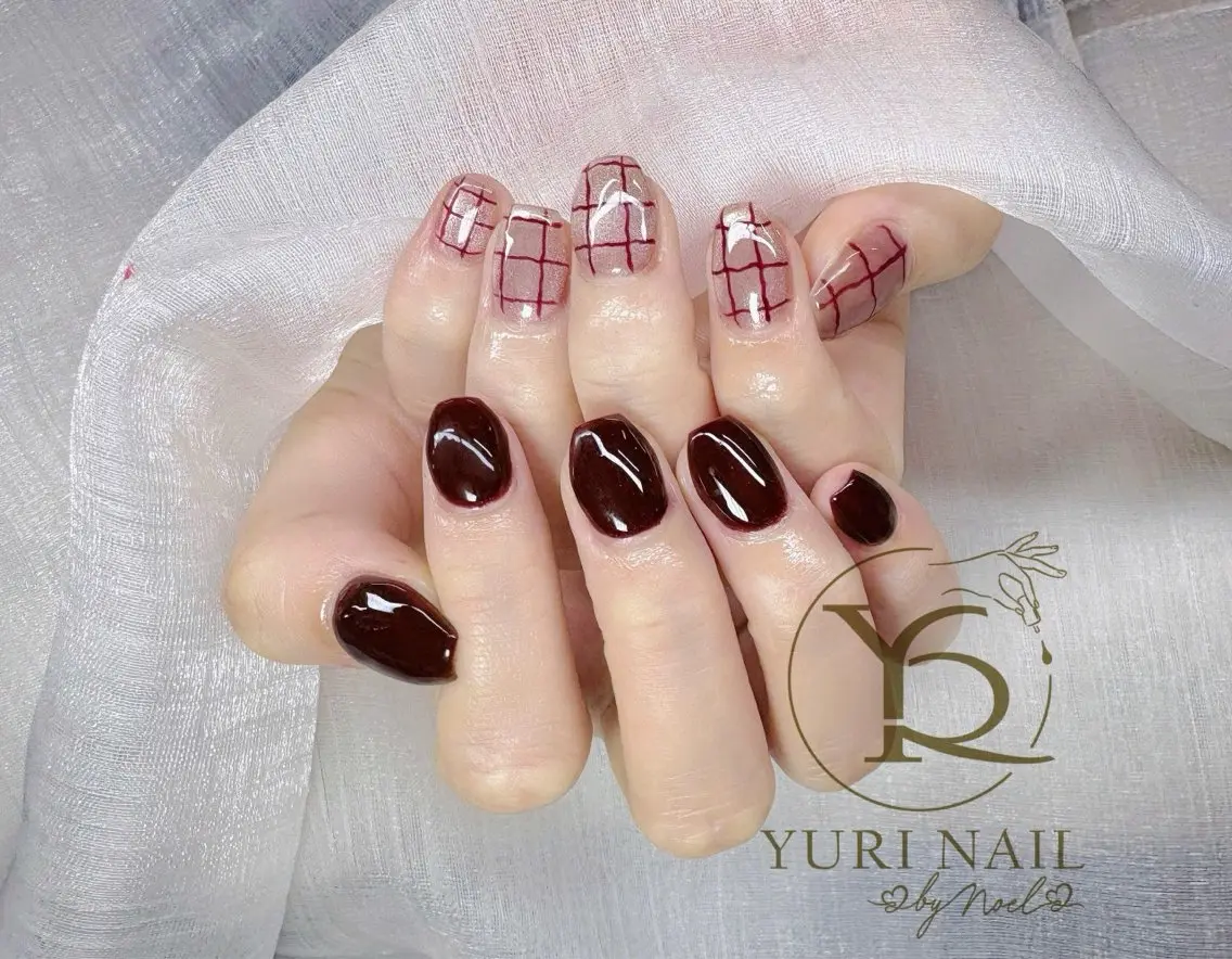 ネイル チークネイル フットネイル フレンチネイル グラデーション キラキラネイル ハンドネイル フットネイル ハンドケア YURI Nail Funabashiのネイルデザイン