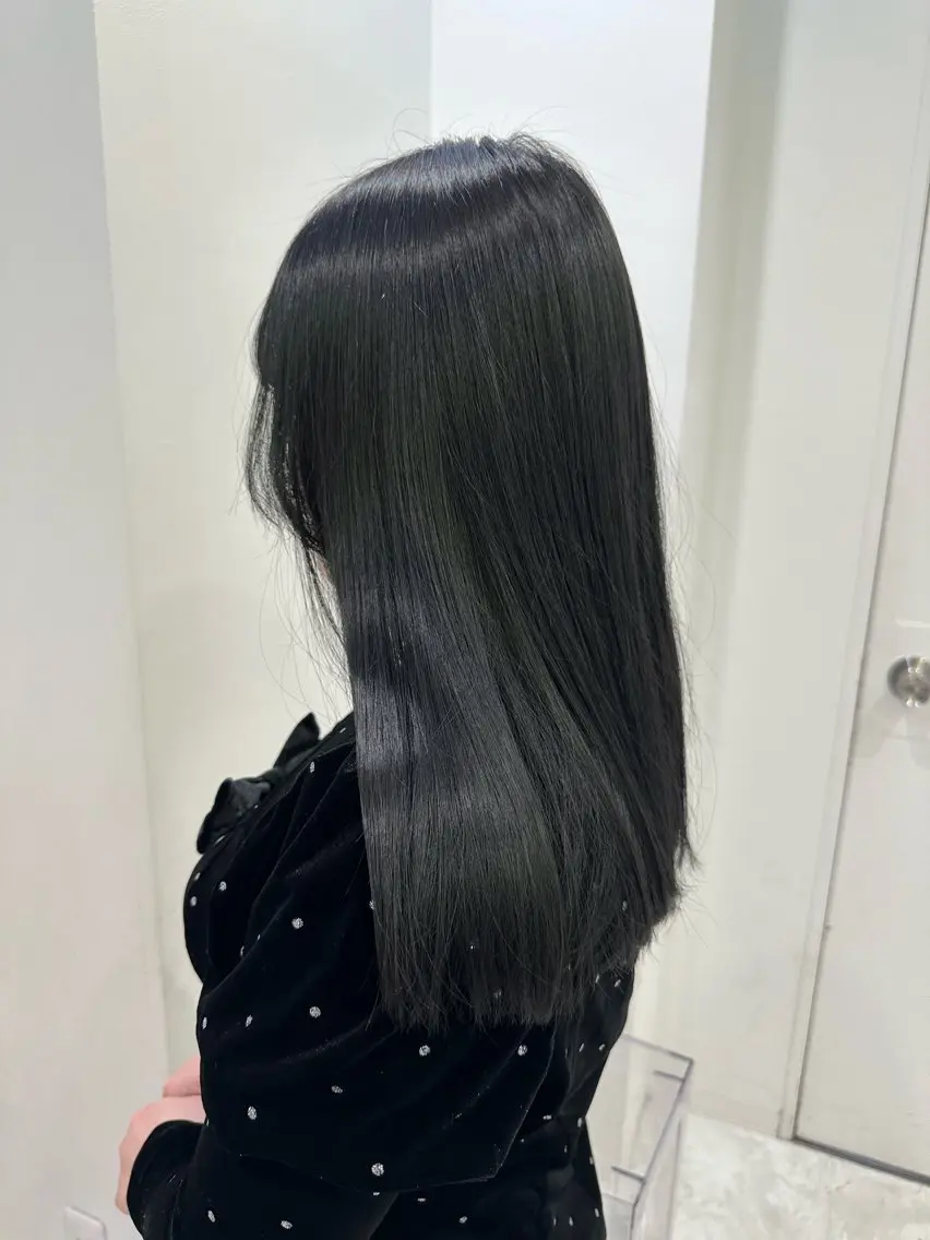 ロング カラー 黒髪 ブルーカラー ブルーブラック ヘアカラー 渋谷/透明感カラー /半個室/こうめいのヘアスタイル