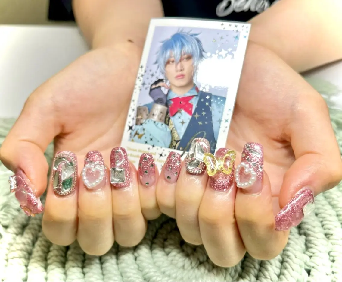 ミディアム ハンドネイル GGhouse narumiのネイルデザイン
