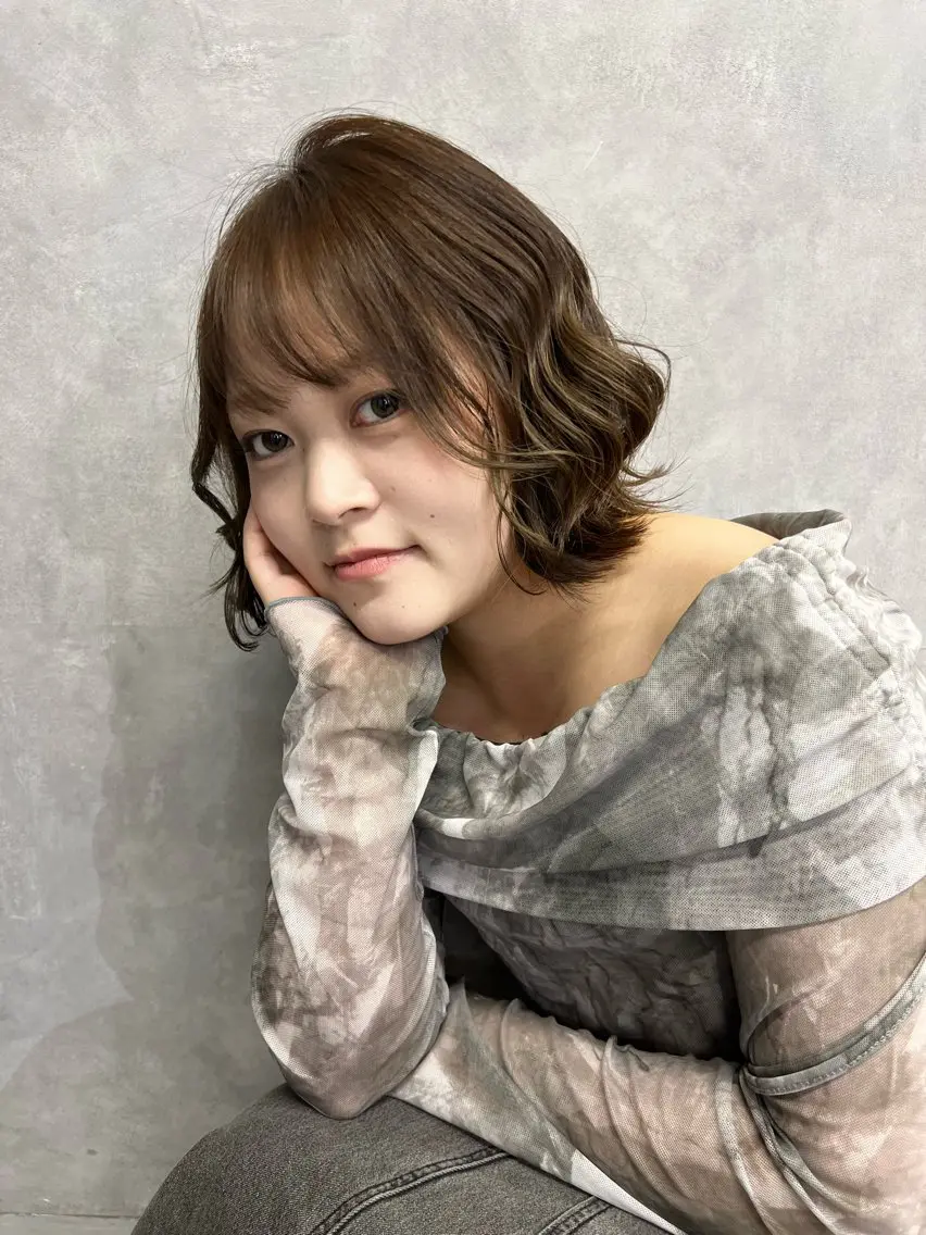 ショート カラー 黒髪 ブリーチ 透明感カラー 顔周りカット レイヤーカット ヘアカラー トリートメント 透明感/レイヤー 🇰🇷tomonaのヘアスタイル