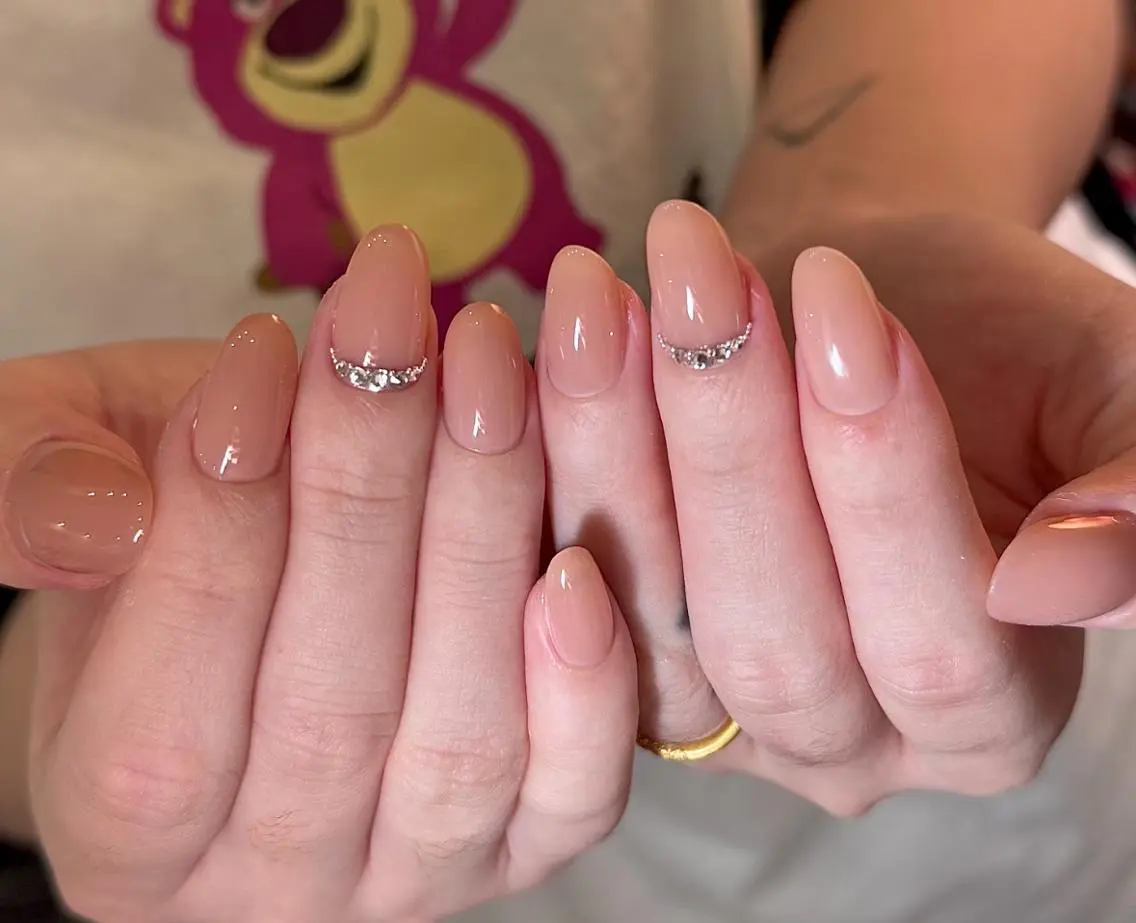 ネイル ハンドネイル ハンドケア 🍑 momo_nailのネイルデザイン
