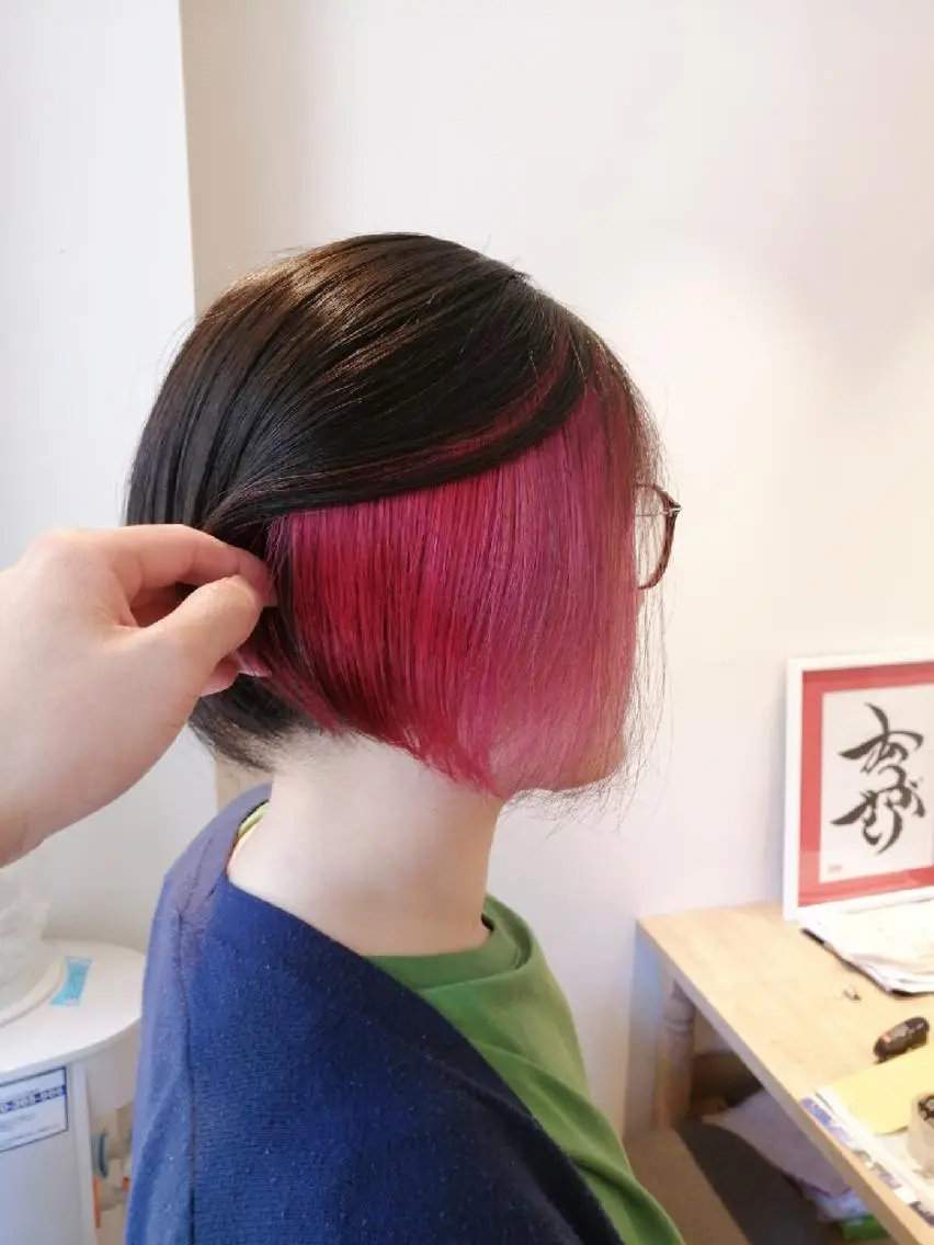🌈全体カラー+インナーカラー+カット+Tr🌈¥15400の写真