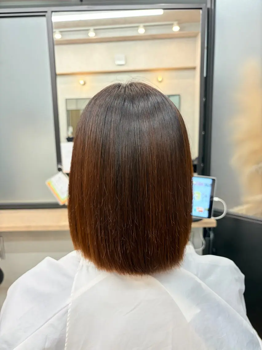 ミディアム ピンクブラウン 学生 韓国風ヘア 縮毛矯正 福元 美沙のヘアスタイル
