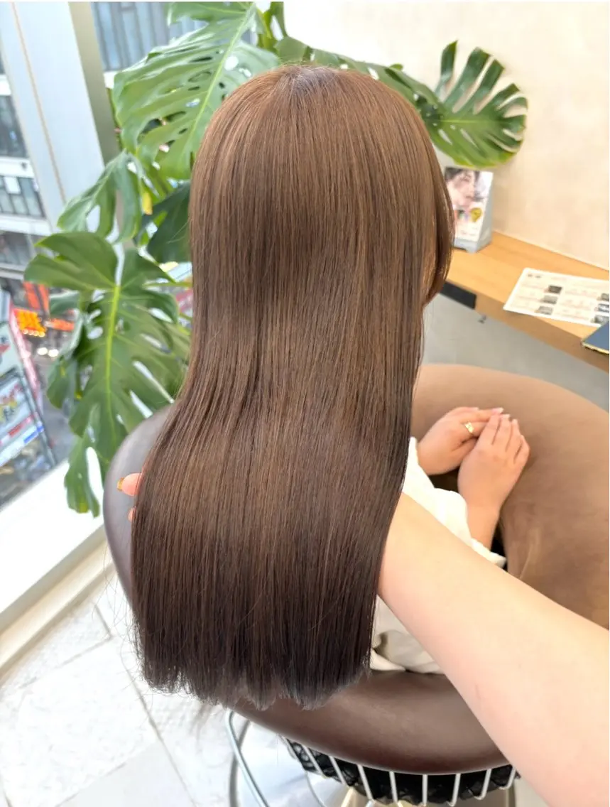 ロング カラー トリートメント ブリーチなしカラー/ 暖色カラー/艶カラーのヘアスタイル