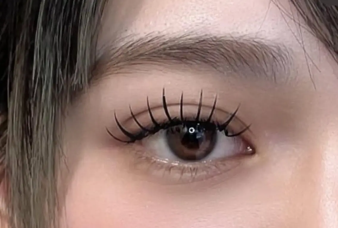 👄【LED無料】セクシー＆キュート🩷LCカールフラットラッシュ120本💖アイパック、コーティング付き　オフ➕550の写真