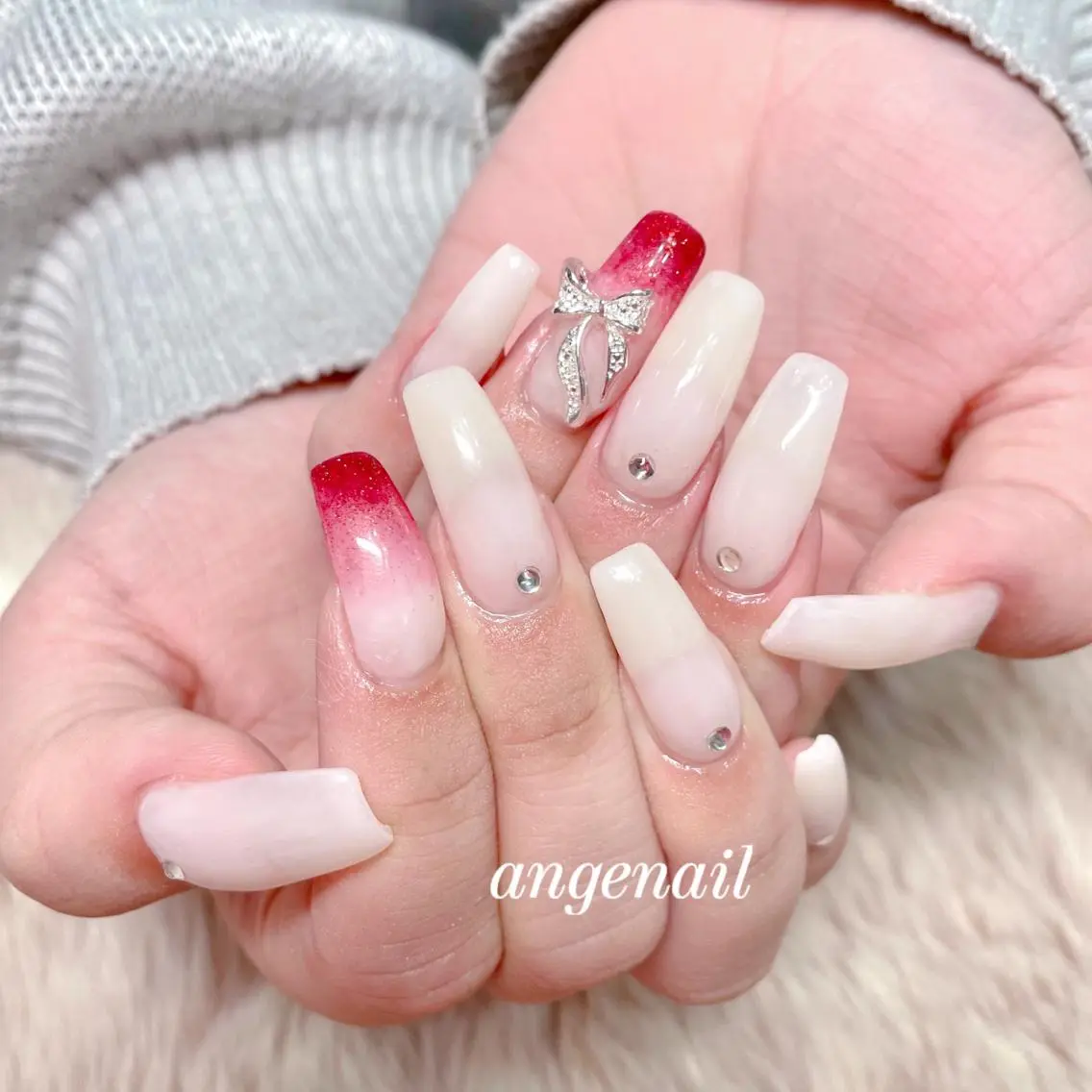 ネイル ハンドネイル オーナーネイリスト MAKIのネイルデザイン