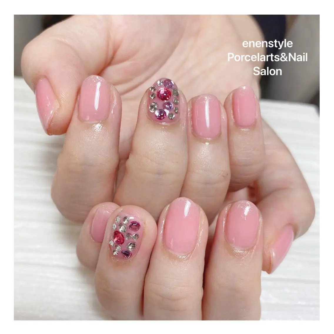 ショート ネイル 🐾enen style 🐾のネイルデザイン