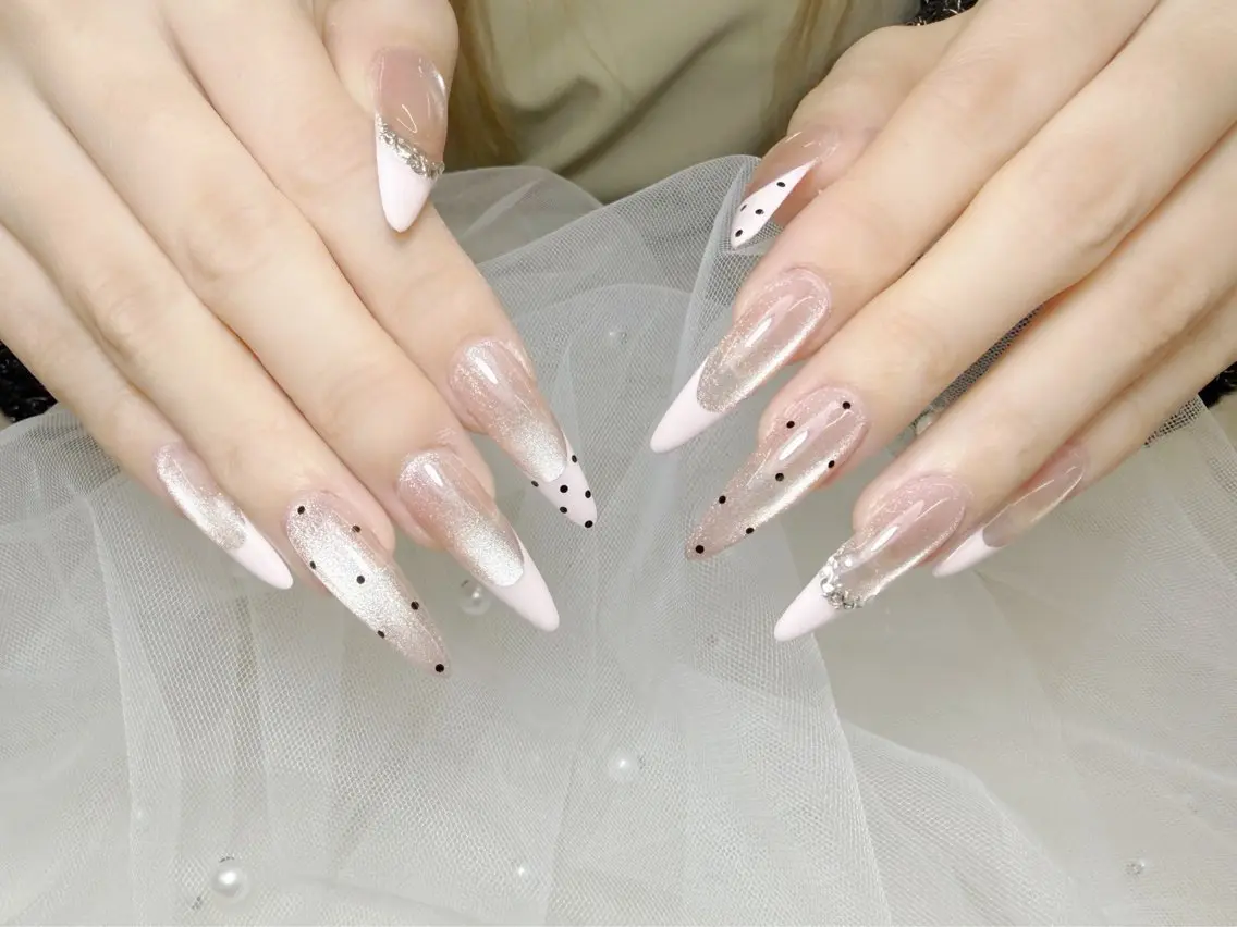 ネイル アートネイル ネイルチップ BondStory aska🎀のネイルデザイン
