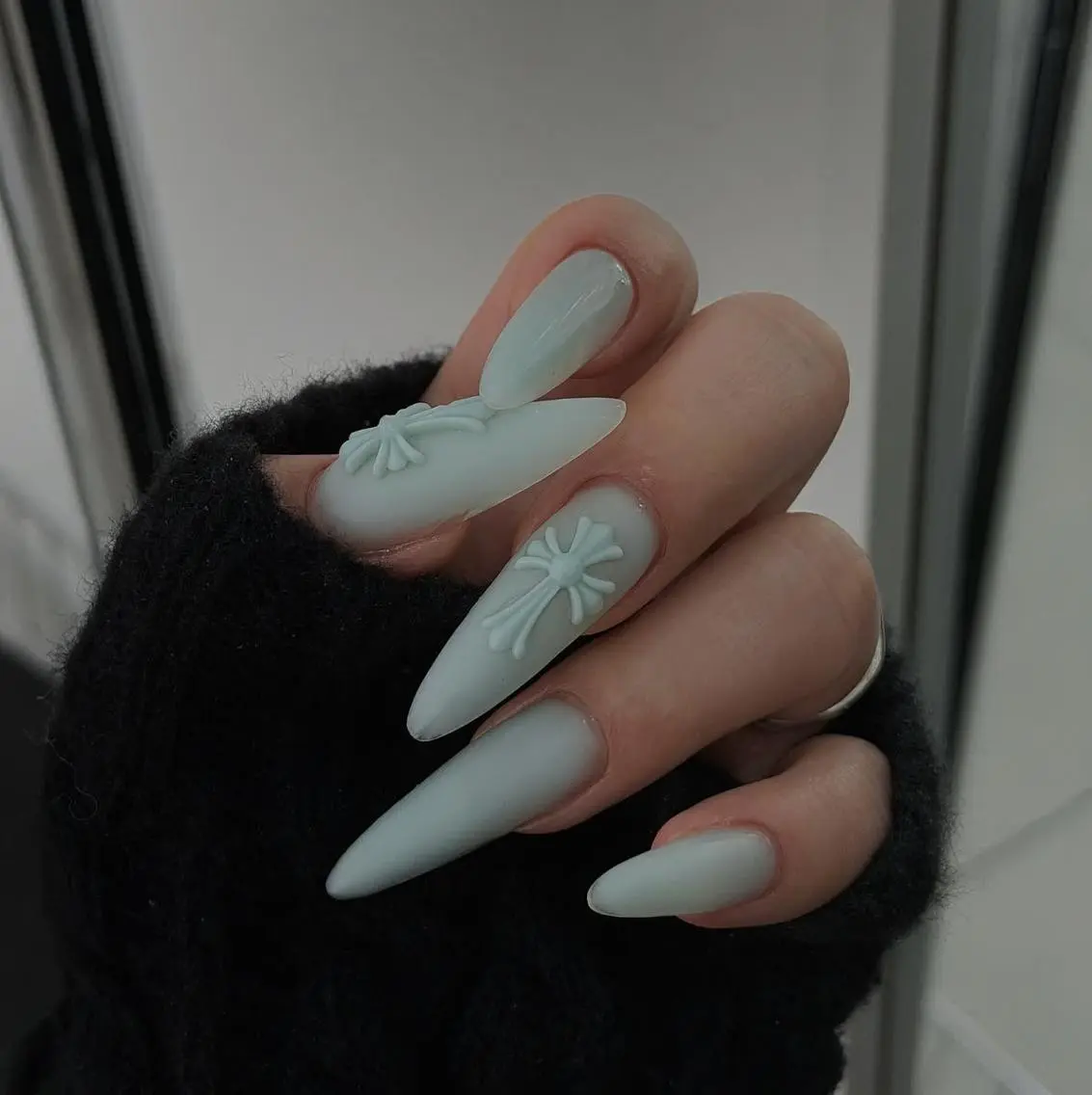 ネイル 長さ出し ガーリー キラキラネイル 韓国ネイル ロングネイル ハンドネイル フットネイル Umee Nailのネイルデザイン