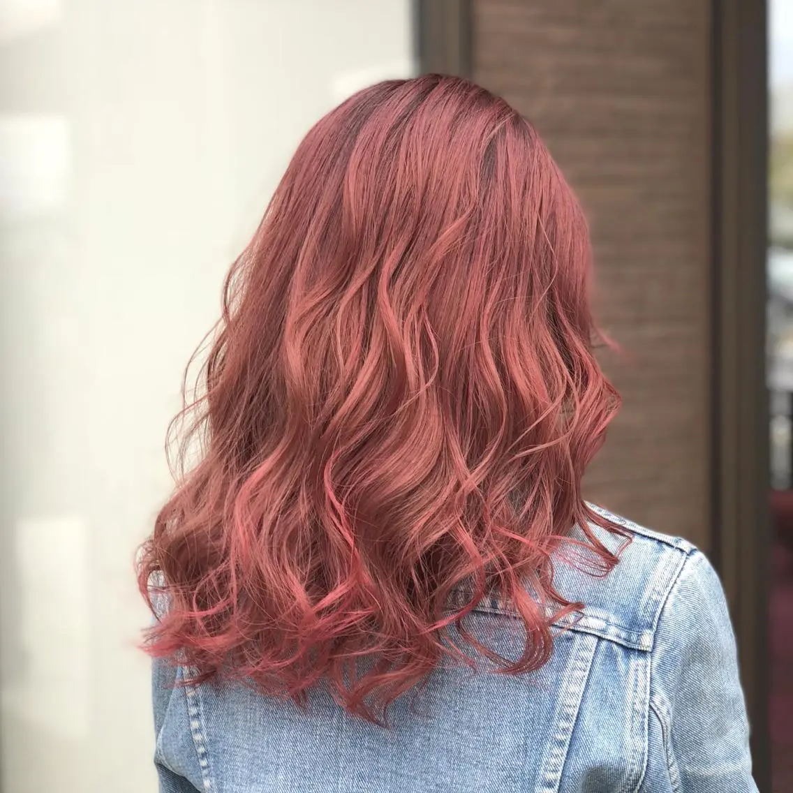 ミディアム カラー ピンクカラー 大塚 貴之のヘアスタイル