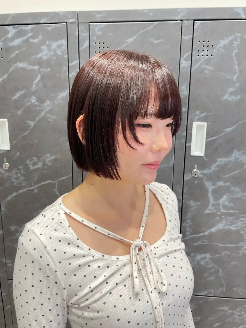 ショート カラー ボルドーカラー ボブ 顔周りカット カット ヘアカラー トリートメント 🪿透明感/艶カラー ﾜﾀﾅﾍﾞｱｵｲのヘアスタイル