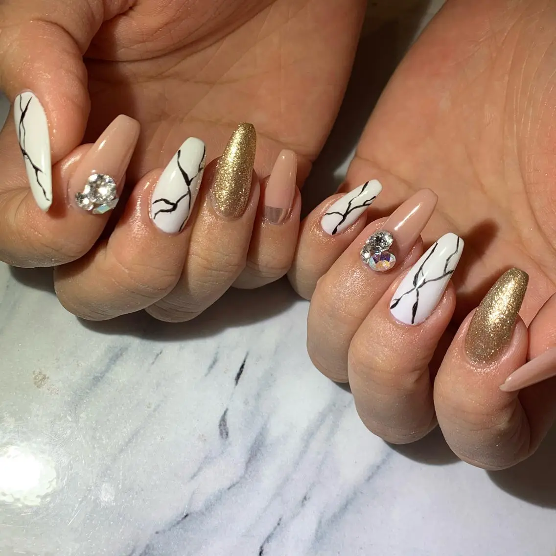ネイル Lino+ ネイル&よもぎ蒸しのネイルデザイン