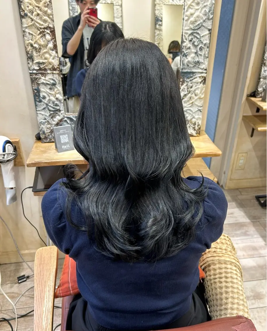 ミディアム カラー 黒髪 透明感カラー ヘアカラー トリートメント 池袋/小顔レイヤー/ 顔まわり/taigaのヘアスタイル